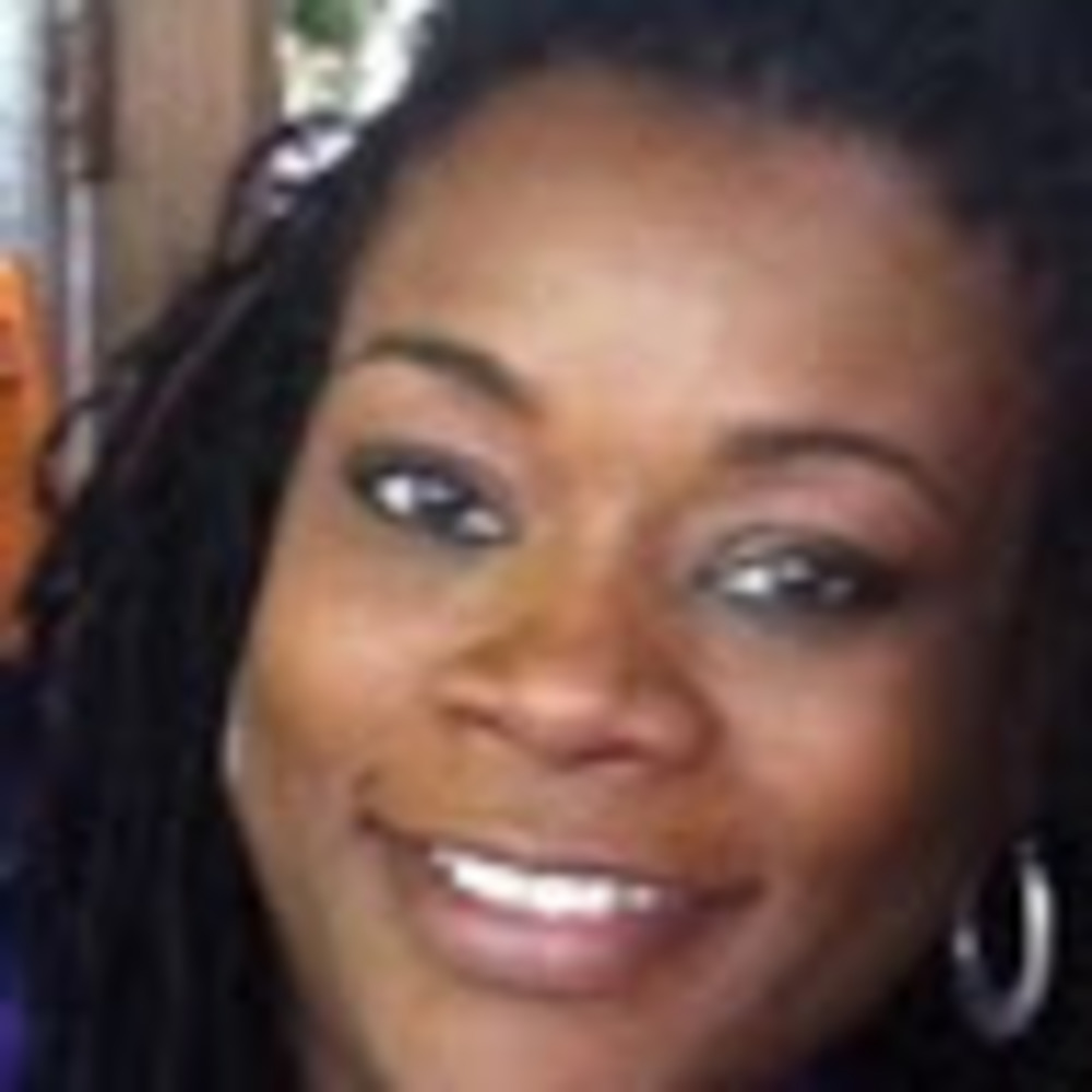 Meet your Posher, Denise